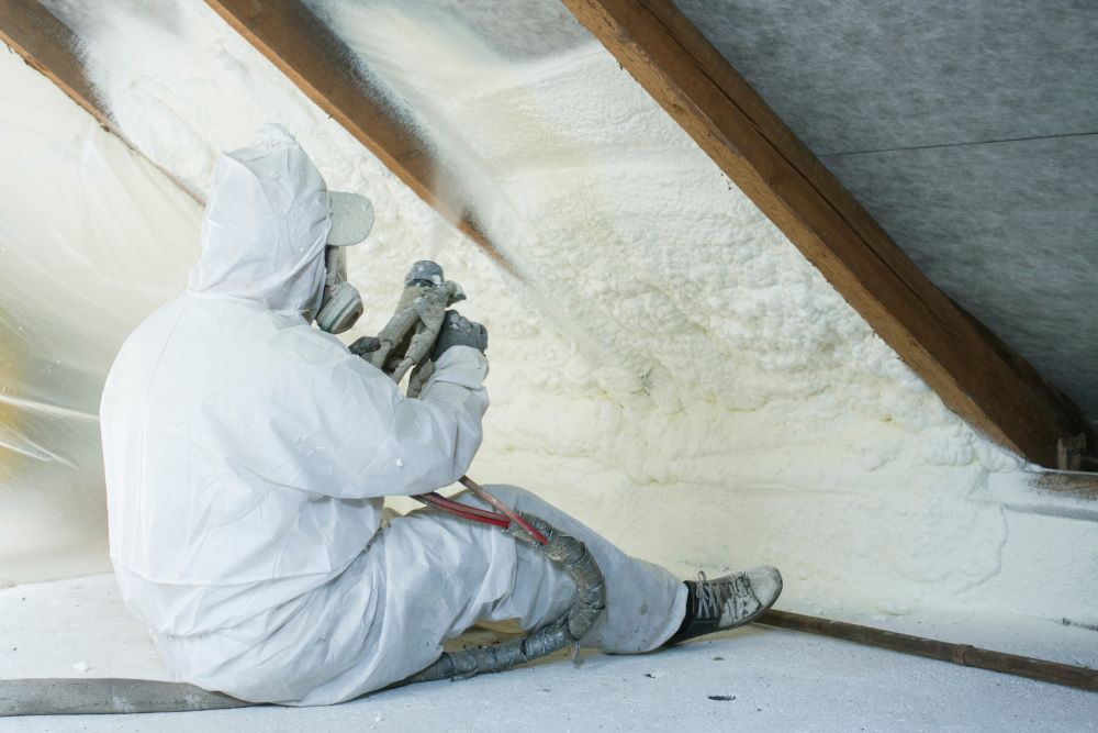 Installation of polyurethane foam for interior roof insulation
